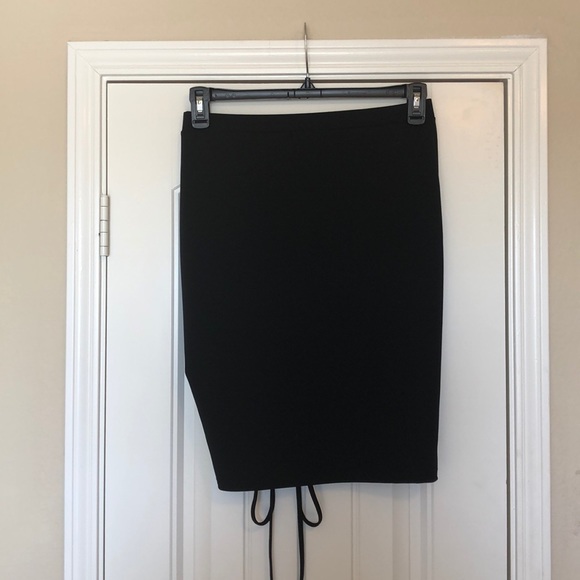 BOOHOO Lace Up Skirt 💕 - Picture 3 of 4